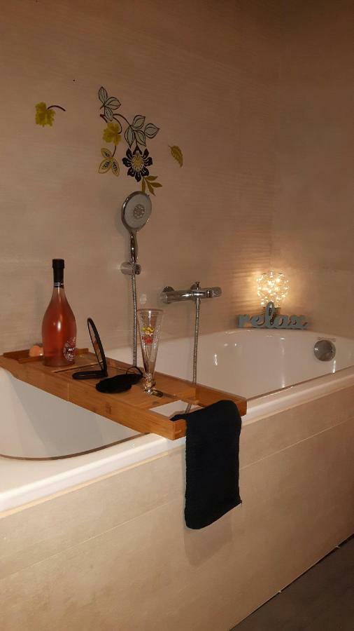 Hemelse Helderheid Apartman Maasmechelen Kültér fotó